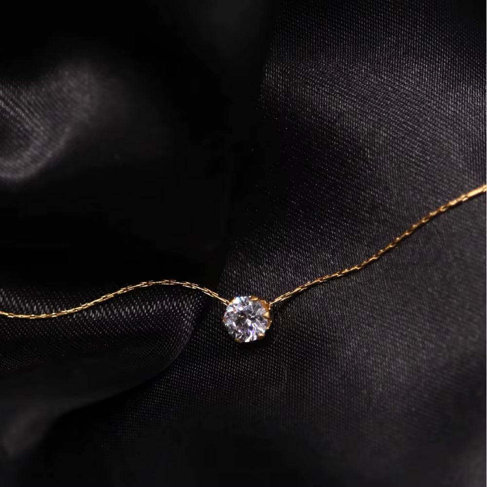 Collier maille marine avec pendentif pierre de Zircon