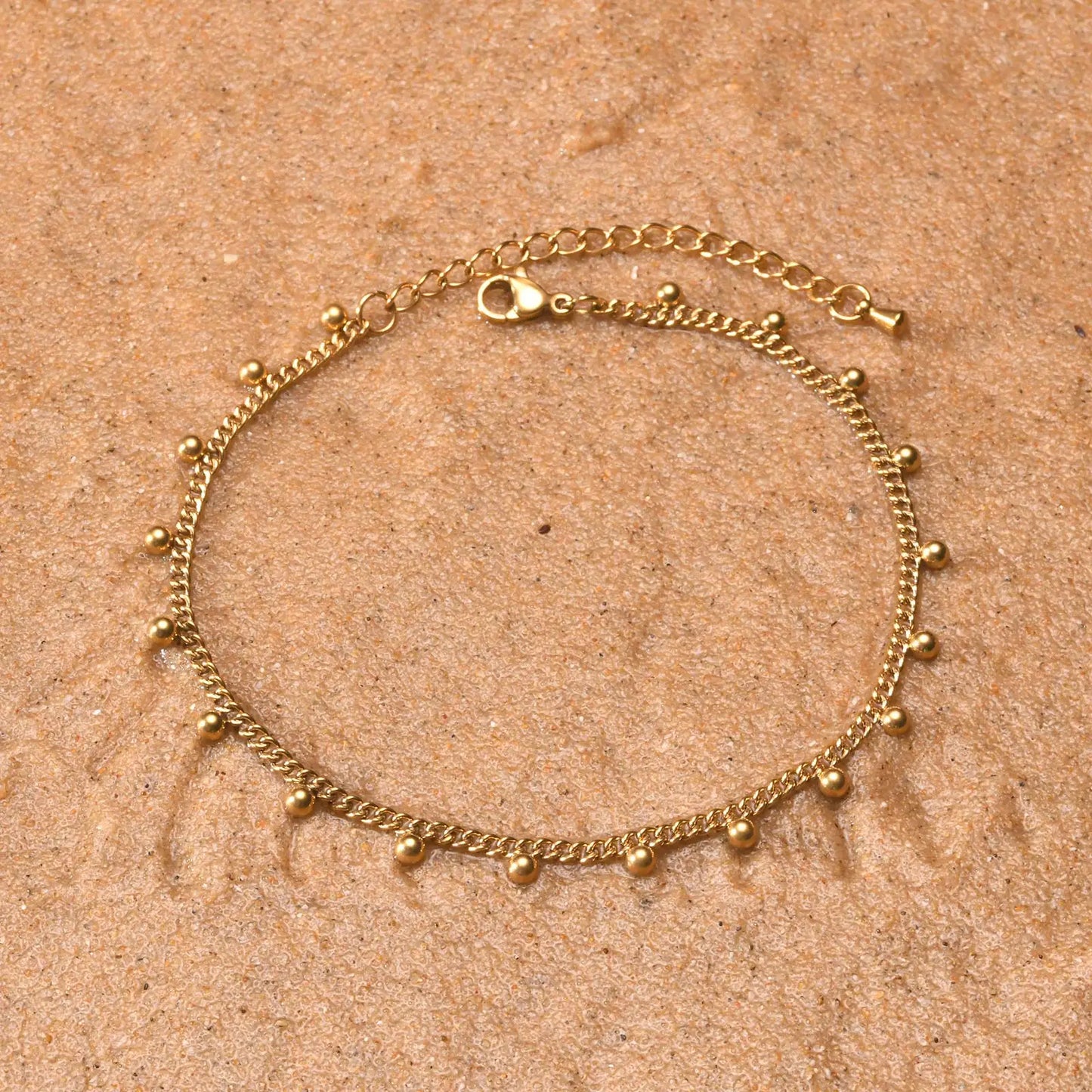 Chaine de cheville à perles dorés