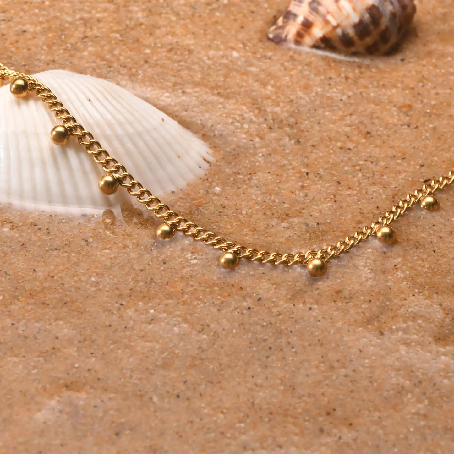 Chaine de cheville à perles dorés