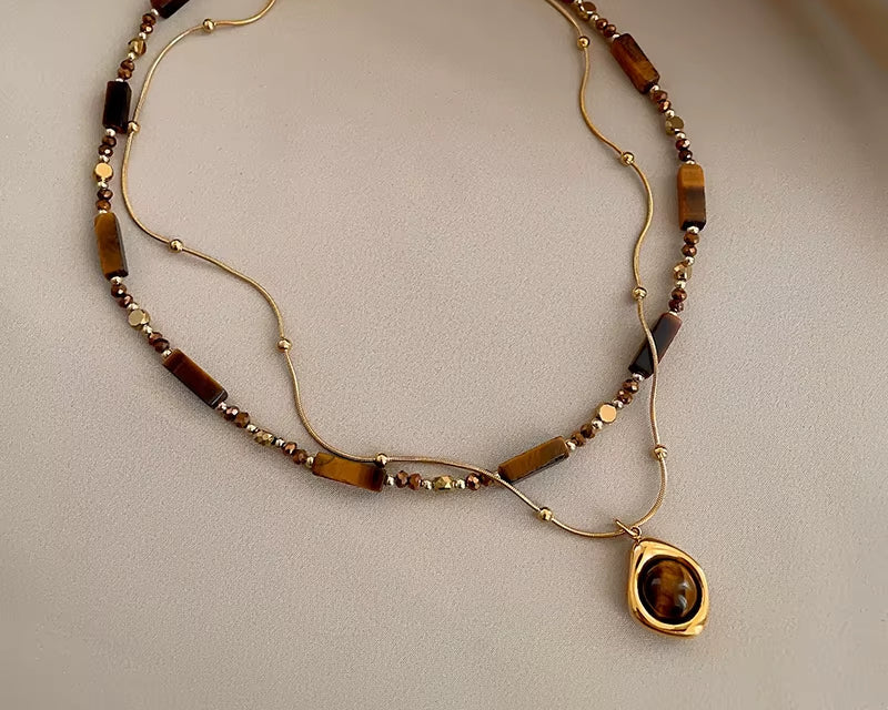 Collier avec pendentif en pierre d'œil de tigre & chaine de clavicule
