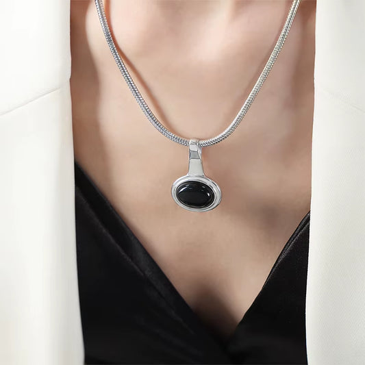 Stainless Steel Snake Bone Chain Necklace Women Black Glass Bead Pendant Girl Aesthetic Necklace Neogothic Jewelry Accessories