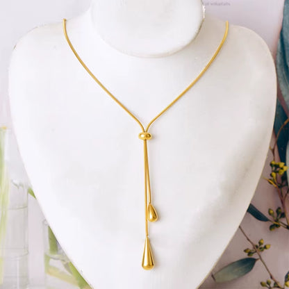 Collier pendentif goutte d'eau