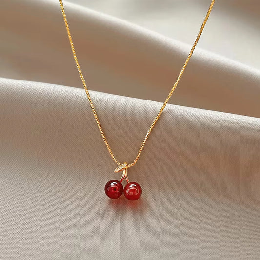 Collier à pendentif cerises rouge vin