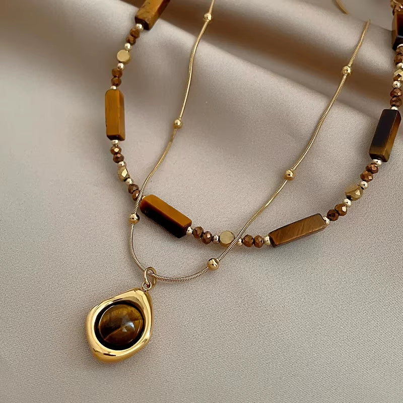 Collier avec pendentif en pierre d'œil de tigre & chaine de clavicule 