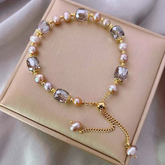 Bracelet en perle violettes réglable