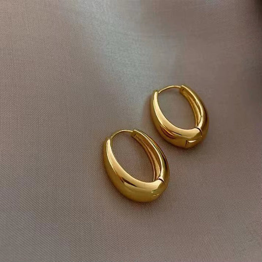 Uworld Hypoallergenic Stylish Vintage round Stud Earrings Premium 18K Gold Plated Stainless Steel for Women Party Сережки Женск